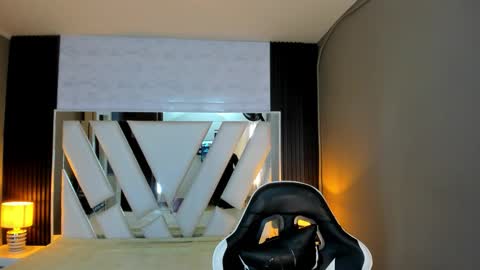  Linda  online show from 03-21-26, 06:33