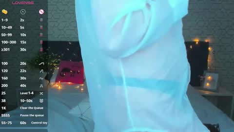 Linda  GMT2 Mon Tu Fri Sa Su  0300am-1000 am online show from 02-01-25, 12:29