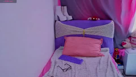 Linda online show from 06-24-26, 06:51