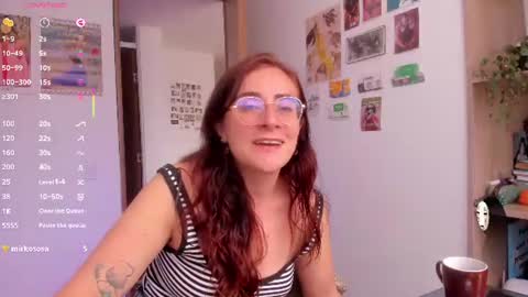 Giggles  online show from 06-10-26, 03:33