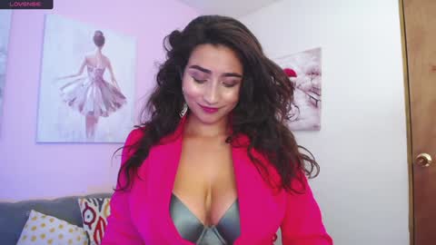 Maria Paula online show from 01-25-25, 03:09