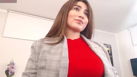 Maria Paula online show from 11-03-25, 01:23