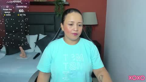 L I N D A online show from 12-20-25, 02:18