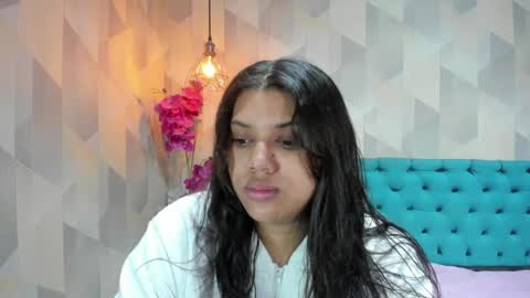 Snapshot of lindabreexlove chatting on 06-14-26, 03:14 online show from 06-14-26, 03:14