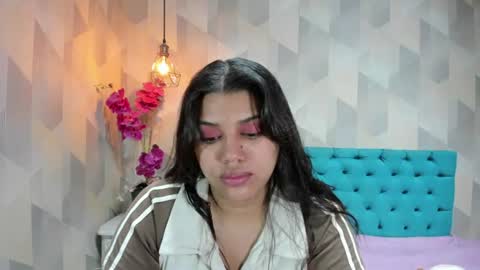 Snapshot of lindabreexlove chatting on 06-22-26, 01:52 online show from 06-22-26, 01:52