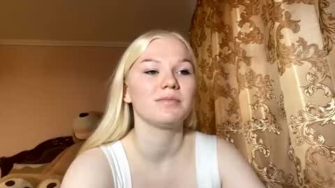 Luna online show from 11-30-25, 10:19