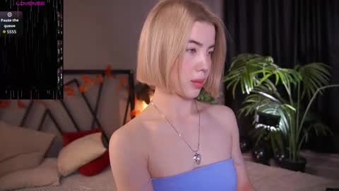 your Linda is back online show from 11-27-25, 04:36