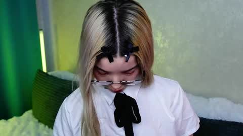 Snapshot of lindathackerr chatting on 05-02-26, 04:28 Linda online show from 05-02-26, 04:28