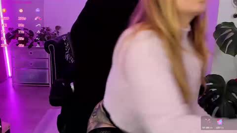 Linda  --  online show from 03-07-25, 05:17