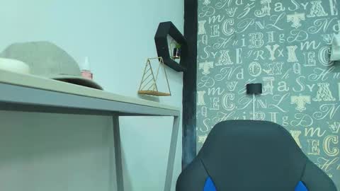  Lindsey  online show from 12-21-25, 11:50