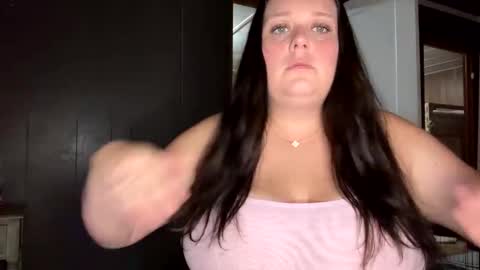 Snapshot of lindsey953 chatting on 10-29-25, 12:18 lindsey953 online show from 10-29-25, 12:18