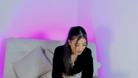 lindsey  online show from 07-20-26, 08:00