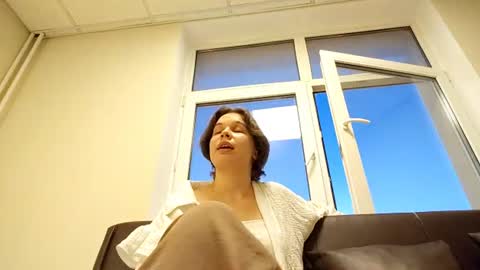 Snapshot of lindseyrudisell chatting on 06-17-26, 07:04 Linda online show from 06-17-26, 07:04
