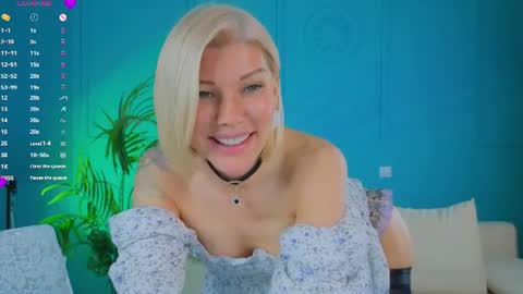 lindsi_luvviv online show from 06-18-26, 04:22