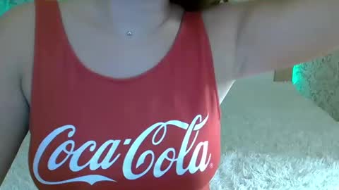 Snapshot of lindsisecret chatting on 12-04-24, 01:53 Anna online show from 12-04-24, 01:53