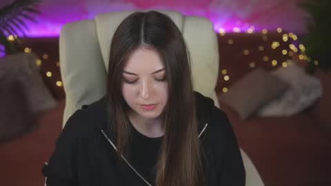 Lindsy online show from 04-01-26, 06:49