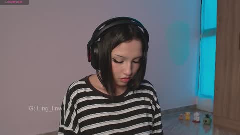 Ling online show from 07-22-26, 02:31