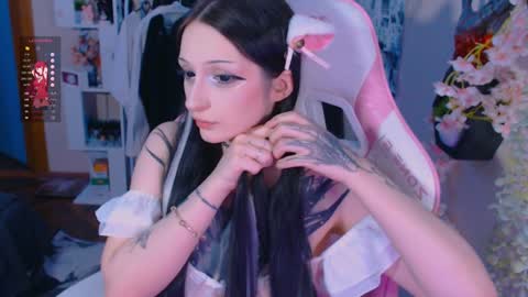 Lina online show from 12-04-24, 10:19