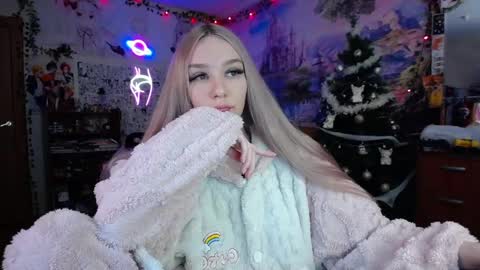 Lin online show from 01-23-25, 09:18