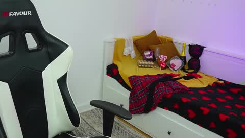 Tina online show from 02-14-26, 07:10