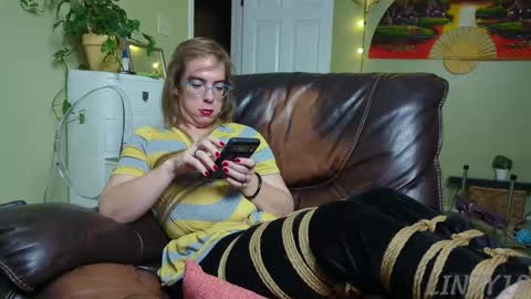 Linzy19 online show from 09-14-25, 03:49