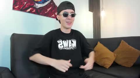 Lio online show from 02-10-26, 03:32