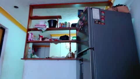 Snapshot of lion_grr chatting on 10-15-25, 02:50 lion_grr online show from 10-15-25, 02:50