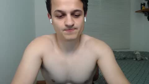 Lion Cluess online show from 10-21-25, 11:27