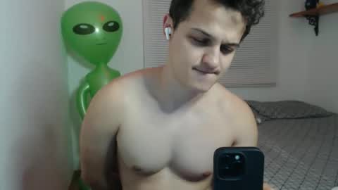 Lion Cluess online show from 01-09-26, 08:54