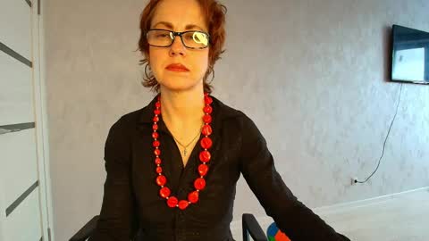 Liora Weiss online show from 04-20-26, 08:39