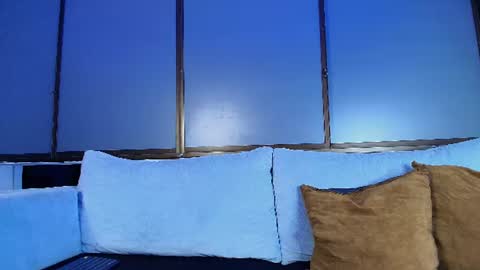  L I O  Q U E E N   online show from 07-30-26, 04:00