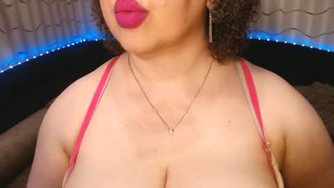 Snapshot of lipsaddiction chatting on 06-28-26, 01:06 LIpsAddiction online show from 06-28-26, 01:06