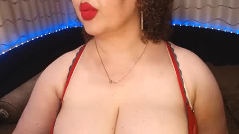 Snapshot of lipsaddiction chatting on 07-19-26, 01:48 LIpsAddiction online show from 07-19-26, 01:48