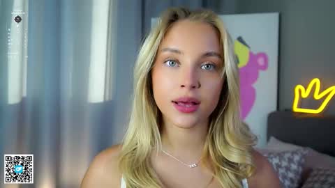 Amelia online show from 10-02-25, 01:12