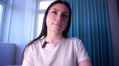 Amelia online show from 05-21-26, 01:34