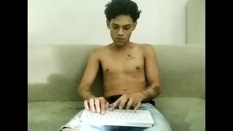 Snapshot of liroy_demon chatting on 08-06-26, 02:35 liroy_demon online show from 08-06-26, 02:35