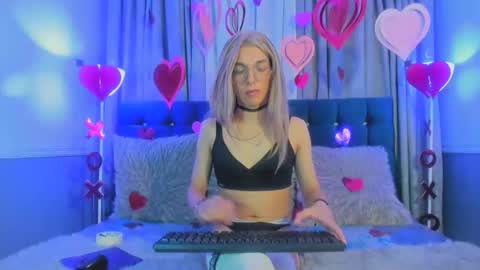 Lis  online show from 02-04-26, 03:45