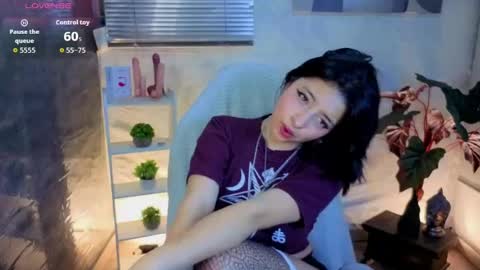 lisa dolly nyx online show from 05-13-26, 10:45