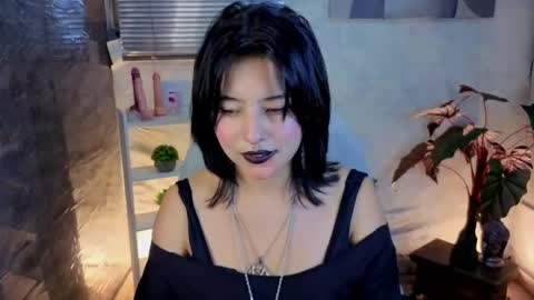 lisa dolly nyx online show from 05-14-26, 05:09
