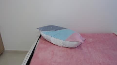 Lisa Santos online show from 12-19-25, 03:30