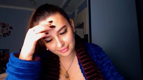 Snapshot of lisa_lady_golden chatting on 09-21-25, 10:22 lisa_lady_golden online show from 09-21-25, 10:22