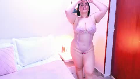 lisa laurent online show from 06-21-26, 04:31
