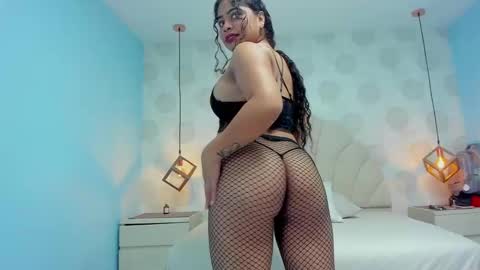 Snapshot of lisa_prescot chatting on 02-25-25, 07:14 LISA online show from 02-25-25, 07:14