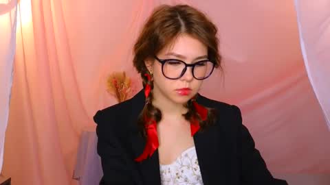  Lisa  online show from 02-15-25, 08:11