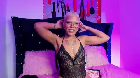Snapshot of lisa_silver_star chatting on 06-17-26, 03:57 lisa_silver_star online show from 06-17-26, 03:57