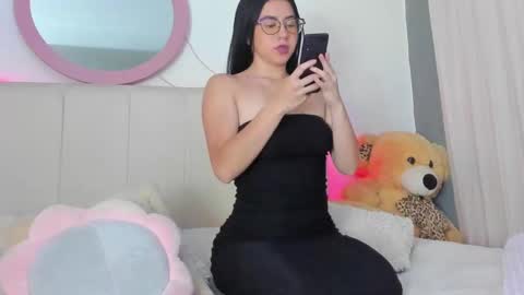 Lisa online show from 02-02-25, 12:19