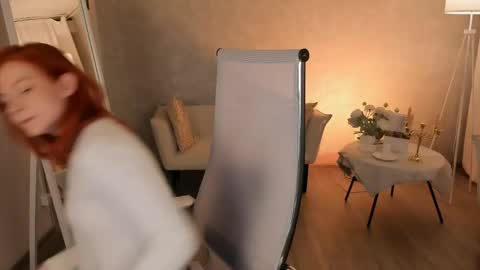 Snapshot of lisaaris chatting on 04-22-26, 03:57 Lisa Aris online show from 04-22-26, 03:57