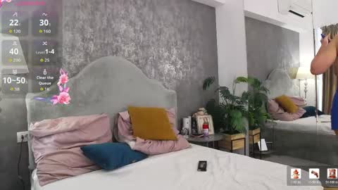 lisacroft online show from 05-29-26, 07:28
