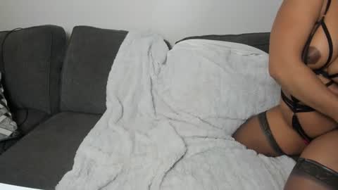 lisaloves6ix9 online show from 01-09-25, 08:03