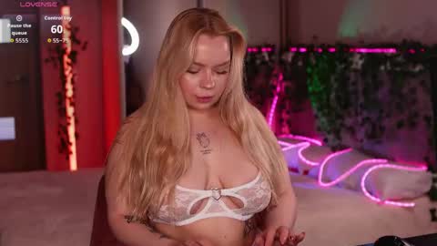 Lisa online show from 05-04-26, 07:37